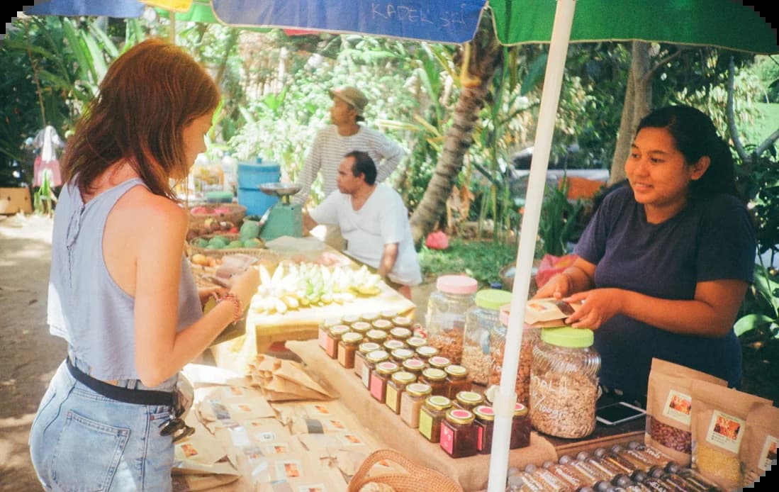 People selling and buying
